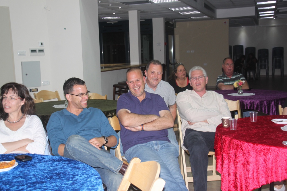 ערב שירה בציבור_שכניה 2012
