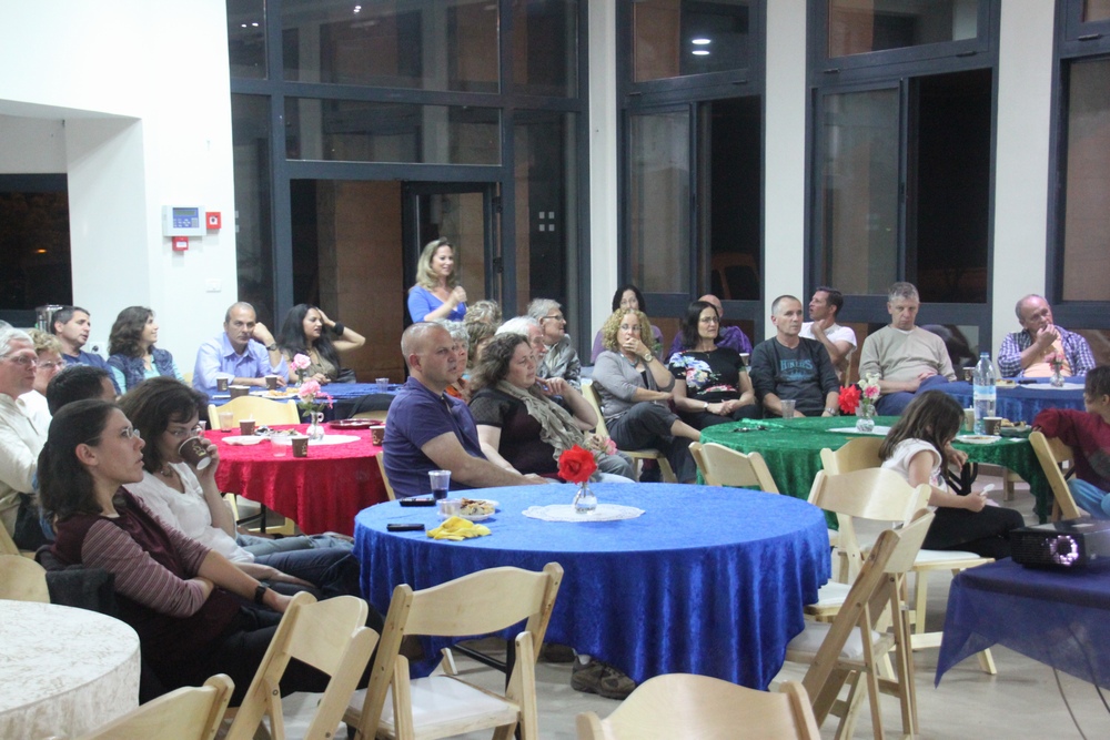 ערב שירה בציבור_שכניה 2012